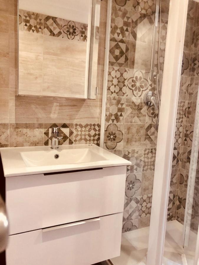 Heart Of Rome Vatican Deluxe New Apartment 1Gb Wifi エクステリア 写真